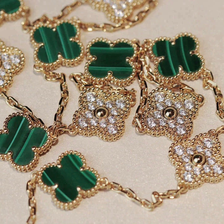 Aura CLOVER 20 MOTIFS MALACHITE DIAMOND NECKLACE