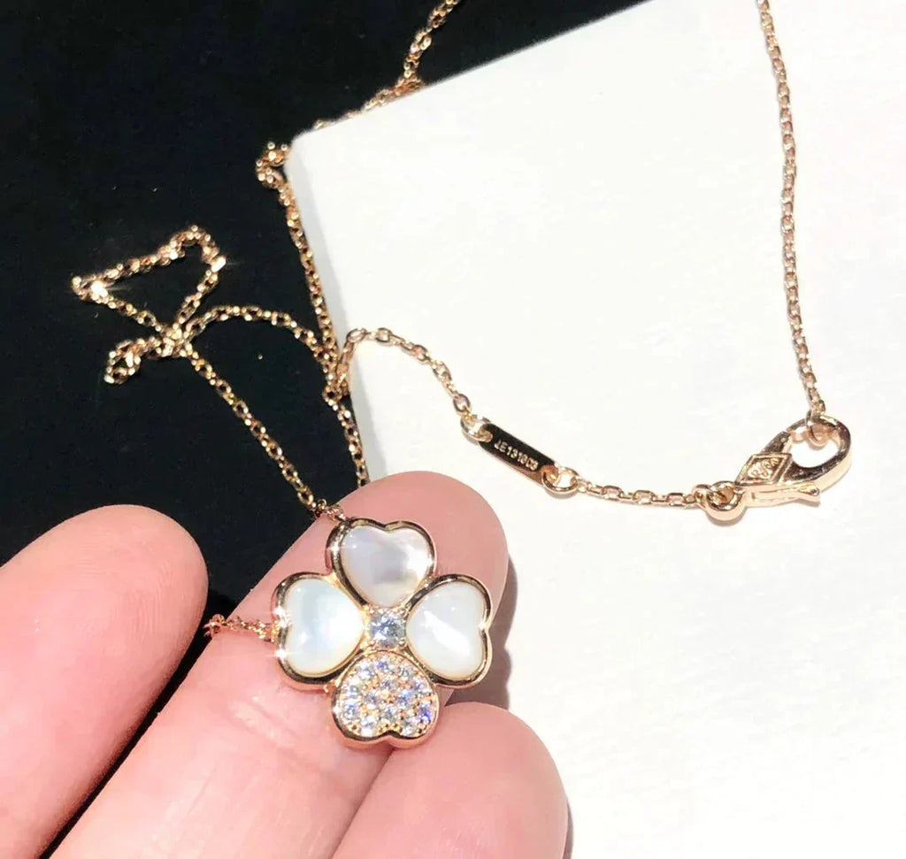 Aura CLOVER MOP DIAMOND ROSÉGOLD-HALSKETTE
