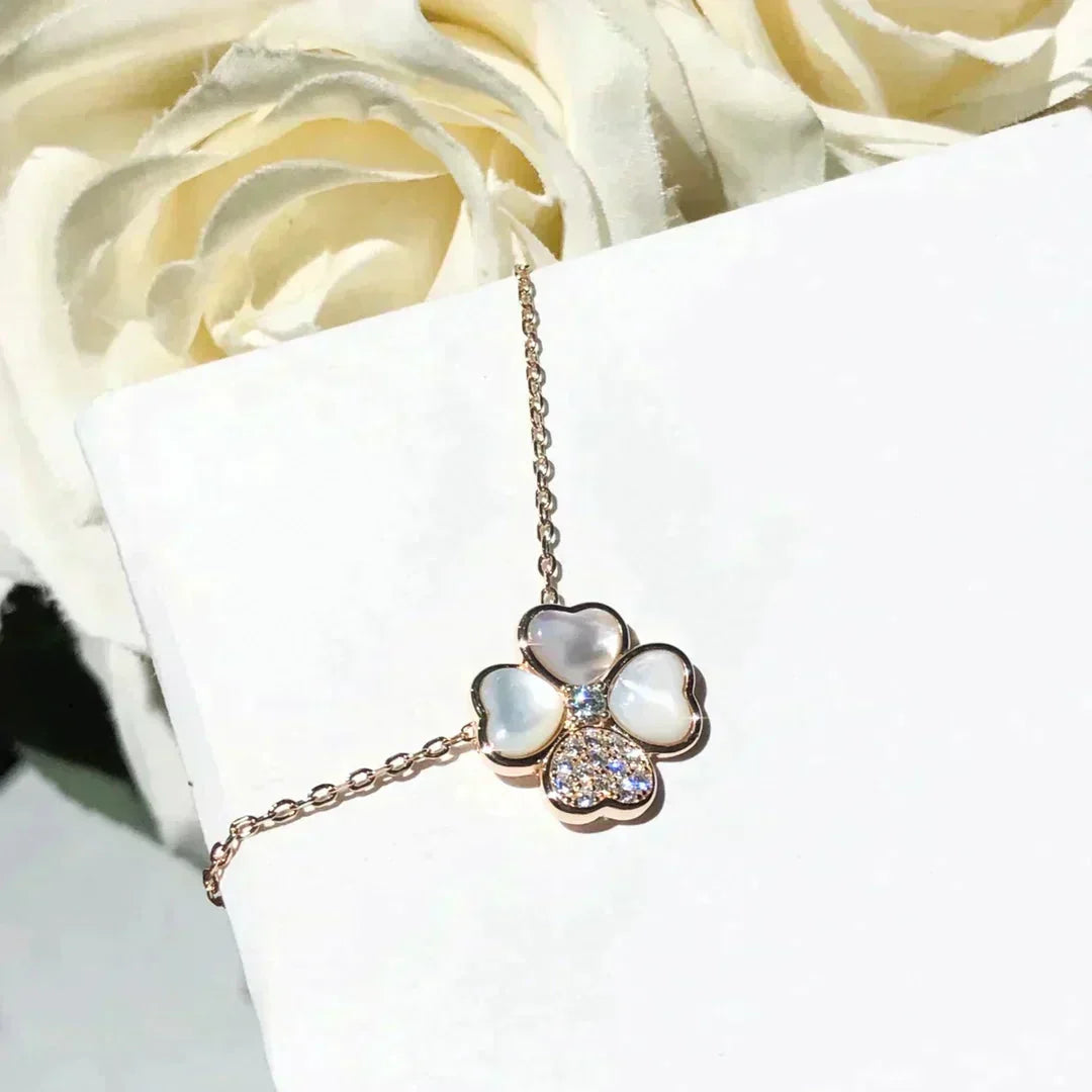 Aura CLOVER MOP DIAMOND ROSÉGOLD-HALSKETTE