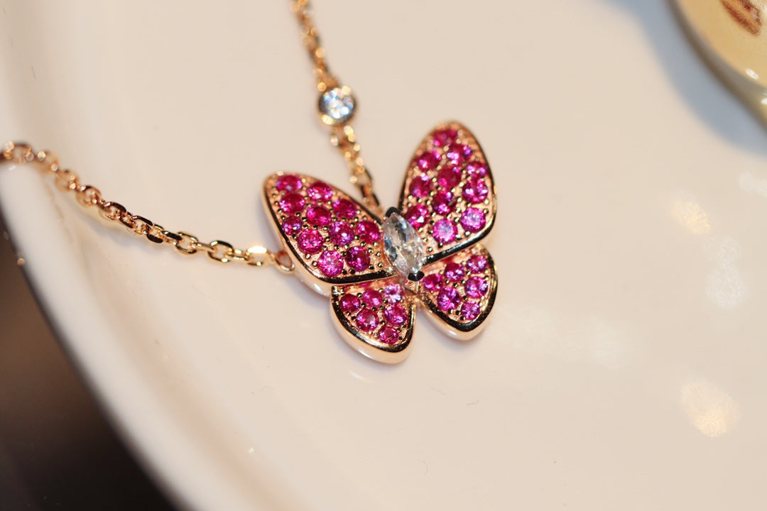 Aura BUTTERFLY RED DIAMOND ROSE GOLD NECKLACE