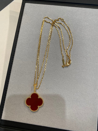 [⭐Aura ]CLOVER 25MM NECKLACE GOLD CARNELIAN