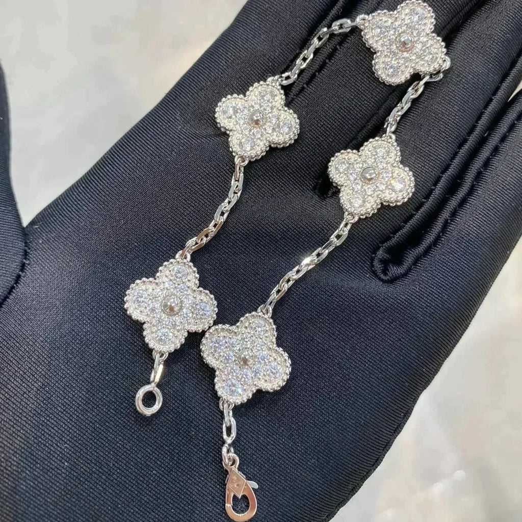 [Aura ] New  CLOVER 5 MOTIF FULL DIAMOND BRACELET COLLECTION