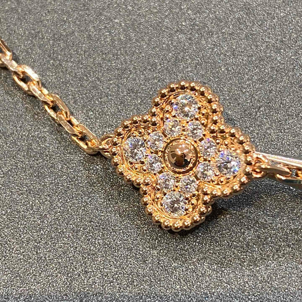 [Aura ] New  CLOVER 5 MOTIF FULL DIAMOND BRACELET COLLECTION