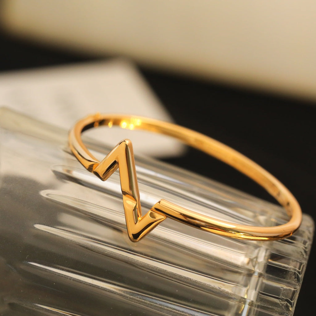 Aura VOLTE UPSITE DOWN BRACELET