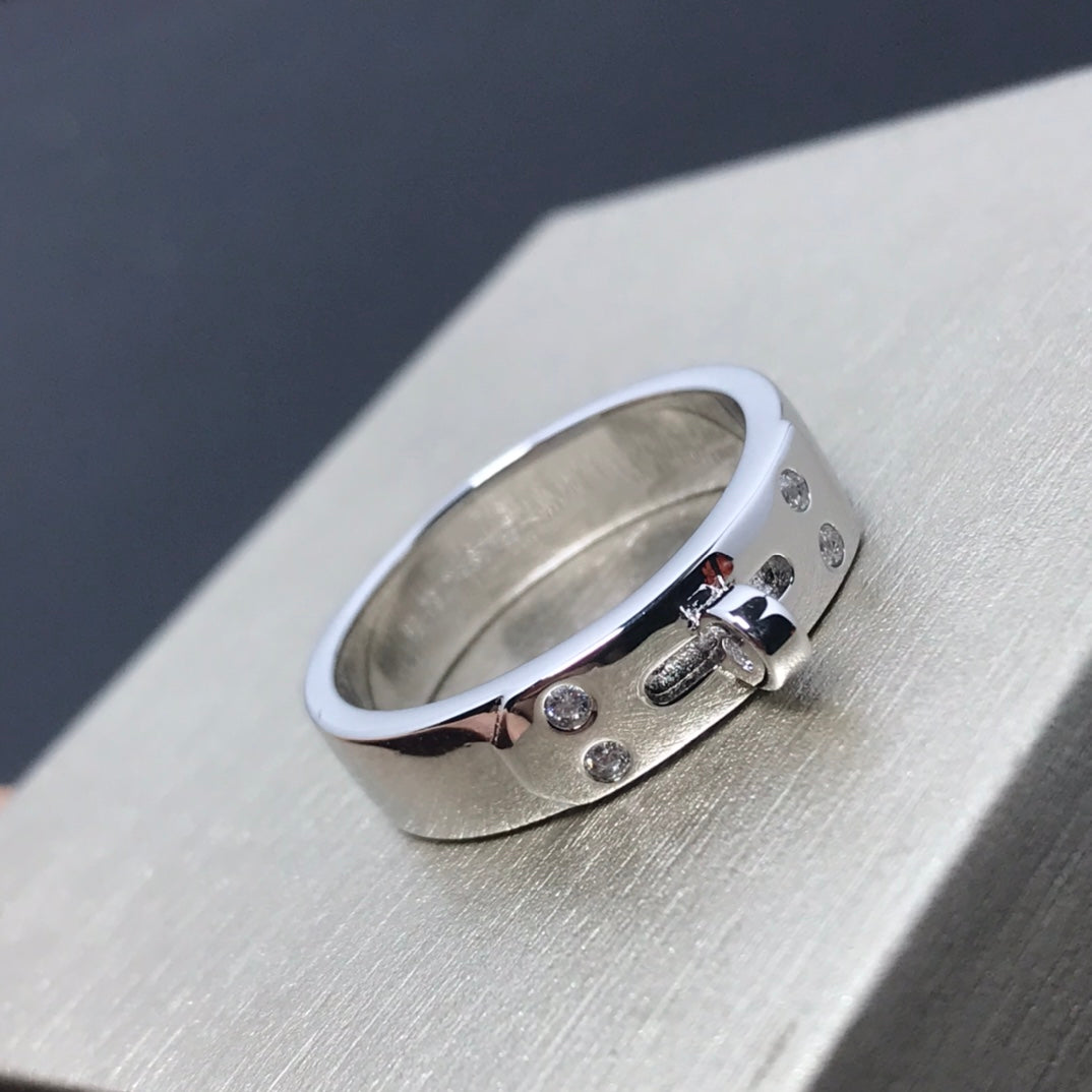 [⭐Aura ]KELLY MEDIUM RING