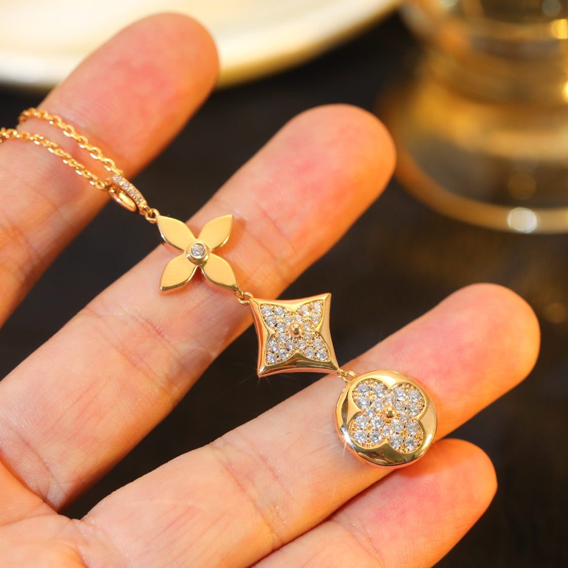 Aura STAR AND SUN DIAMOND PINK GOLD NECKLACE