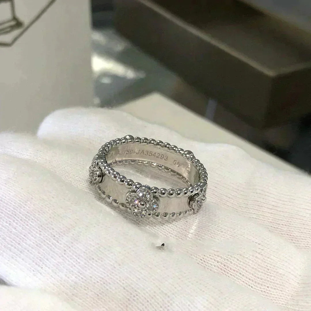 Aura PERLEE DIAMOND RING