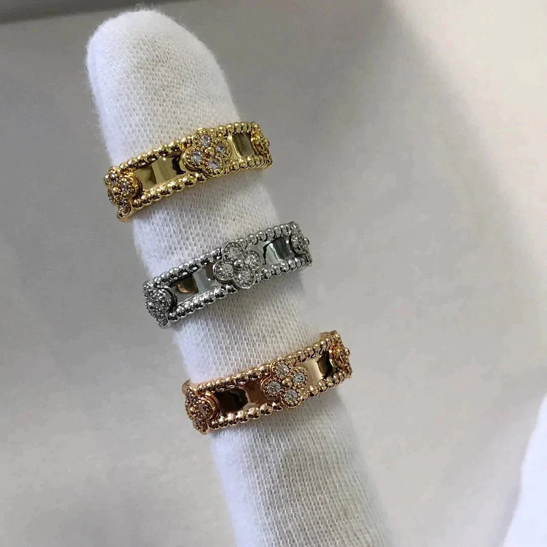 Aura PERLEE DIAMOND RING