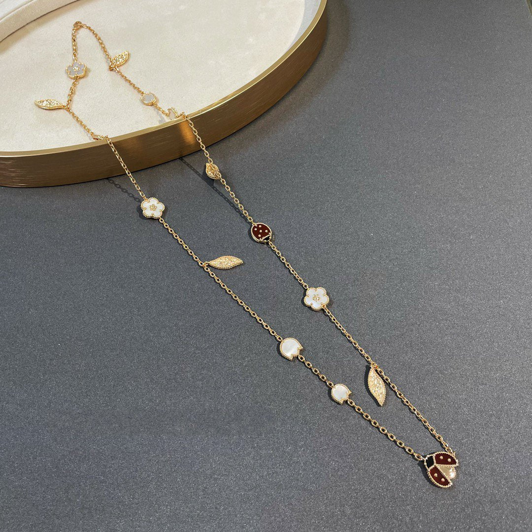 Aura LUCKY SPRING 15 MOTIFS GOLD NECKLACE