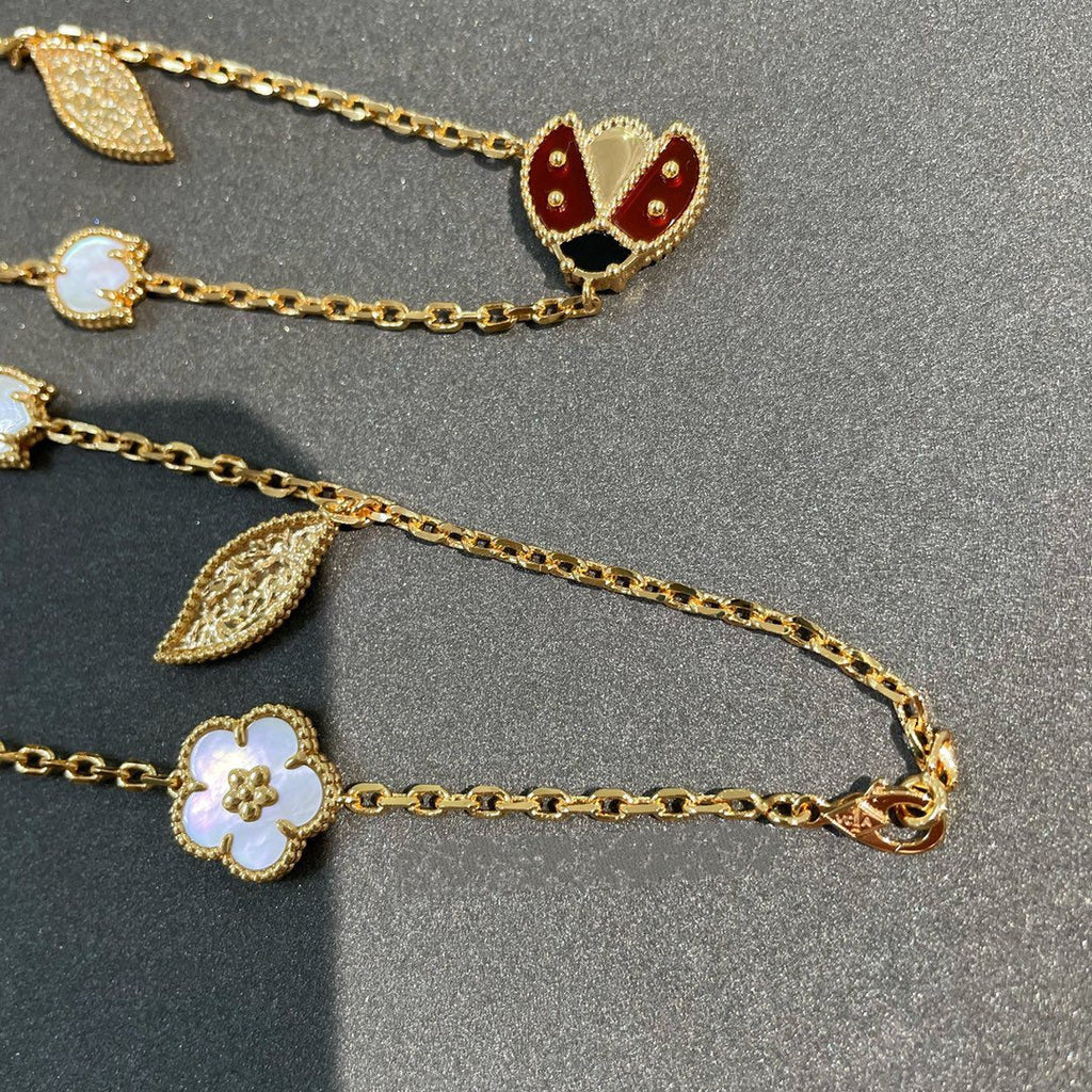 Halskette mit 15 Motiven Aura LUCKY SPRING GOLD
