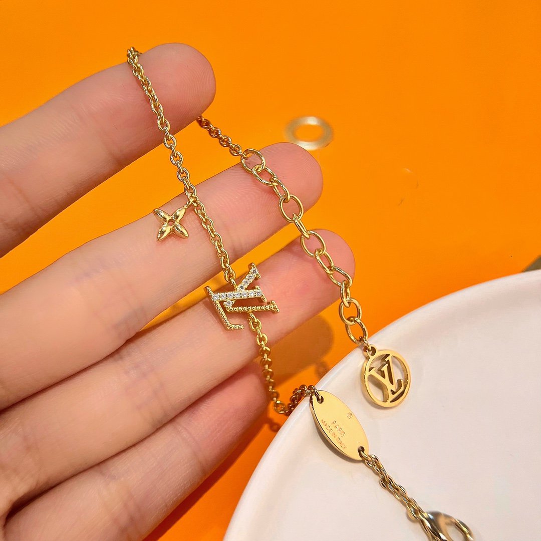 [⭐Aura ]LOGO STAR MOTIF GOLD BRACELET