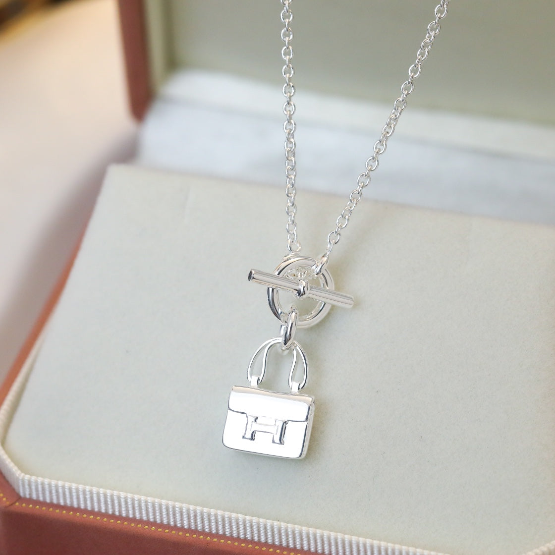 Aura POP H PEDANT SILVER NECKLACE