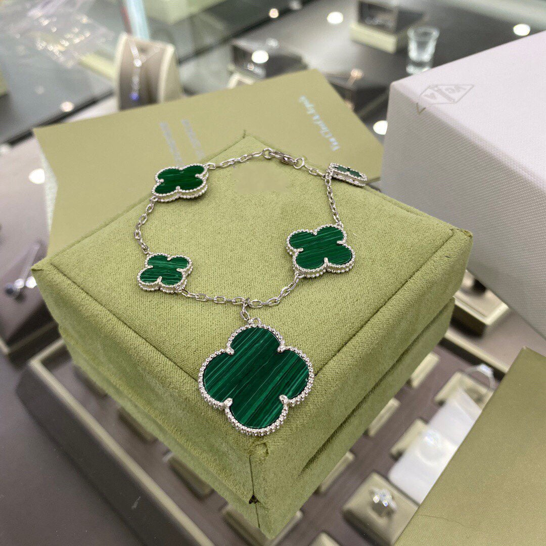 Aura CLOVER 5 MOTIFS SIVLER MALACHITE BRACELET