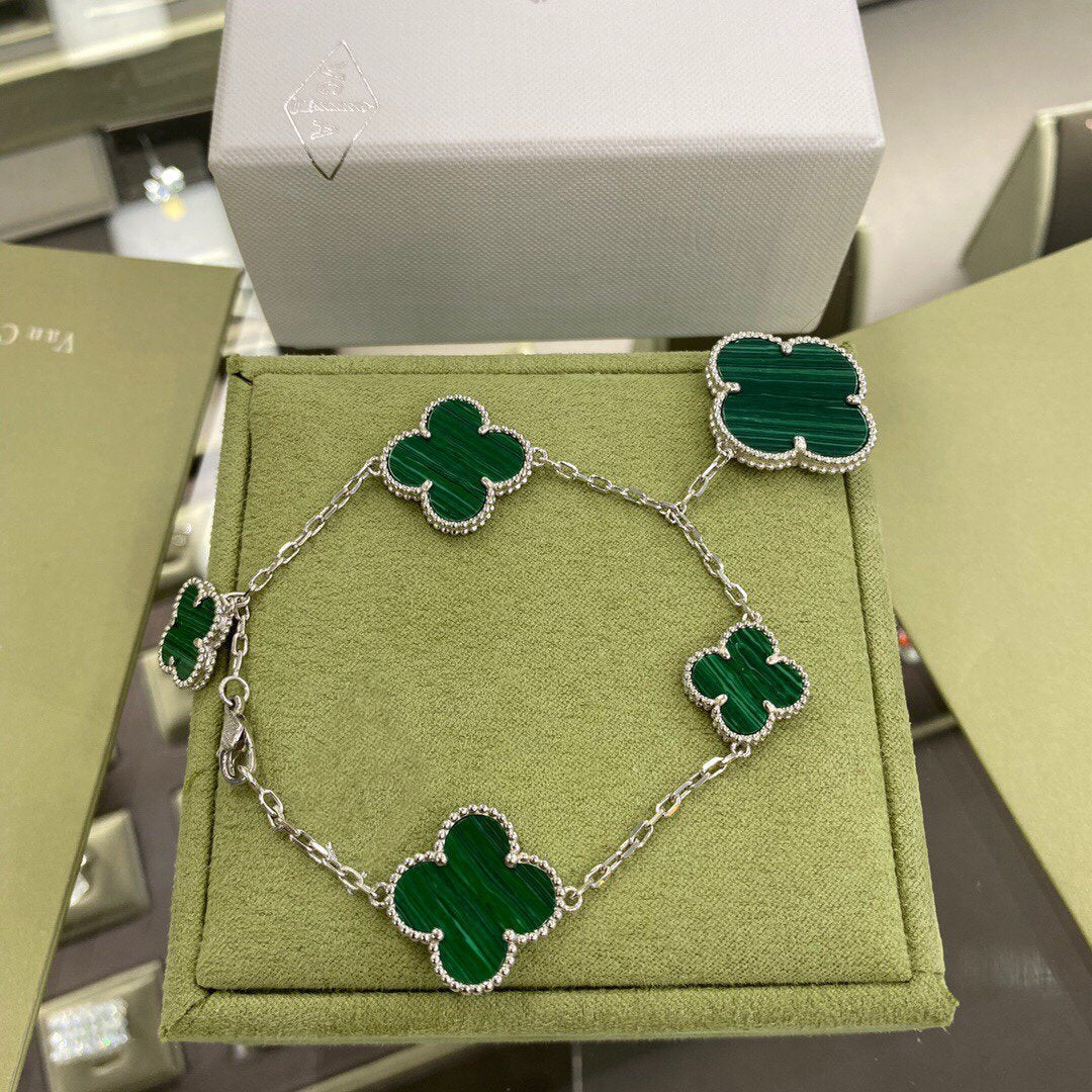 Aura CLOVER 5 MOTIFS SIVLER MALACHITE BRACELET