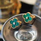 Aura CLOVER MEDIUM 1 MOTIFS MALACHITE DIAMOND EARRINGS