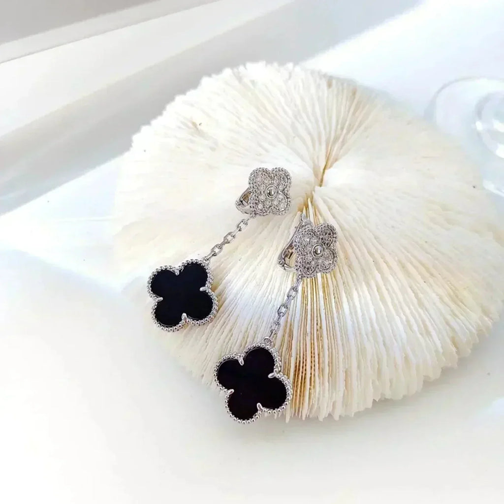 Aura CLOVER 2 MOTIVE DIAMANT ONYX OHRRINGE SILBER