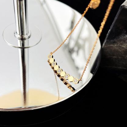 [⭐Aura ]BEE MY LOVE DIAMOND NECKLACE