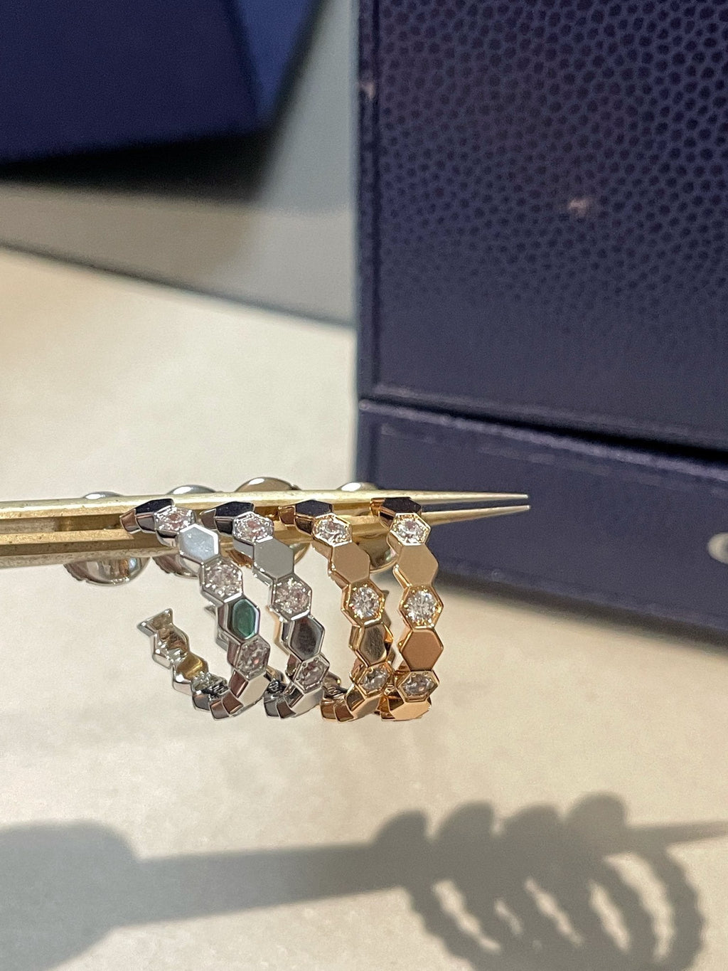 Aura BEE LOVE Earrings GOLD DIAMOND