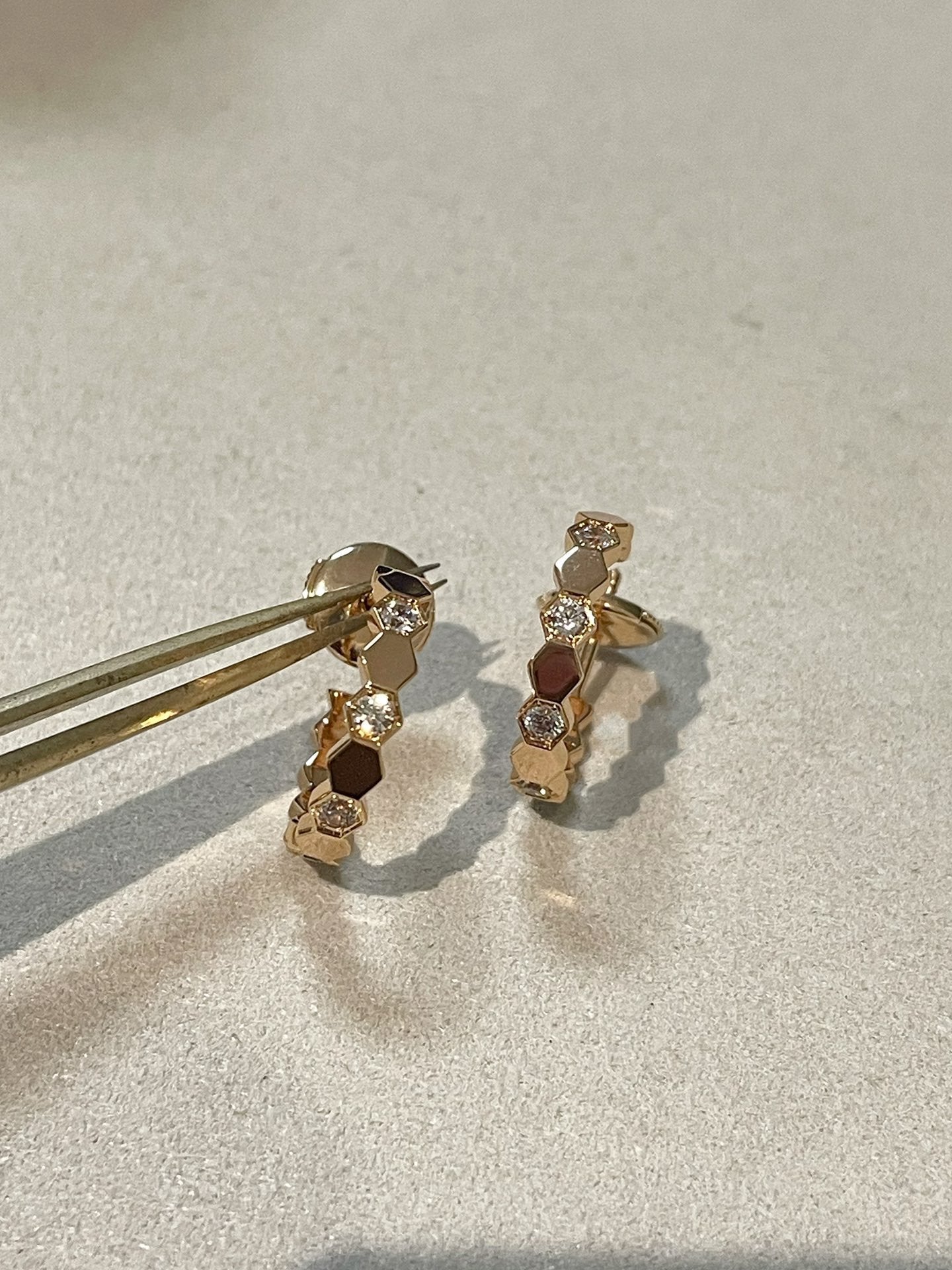 Aura BEE LOVE Earrings GOLD DIAMOND