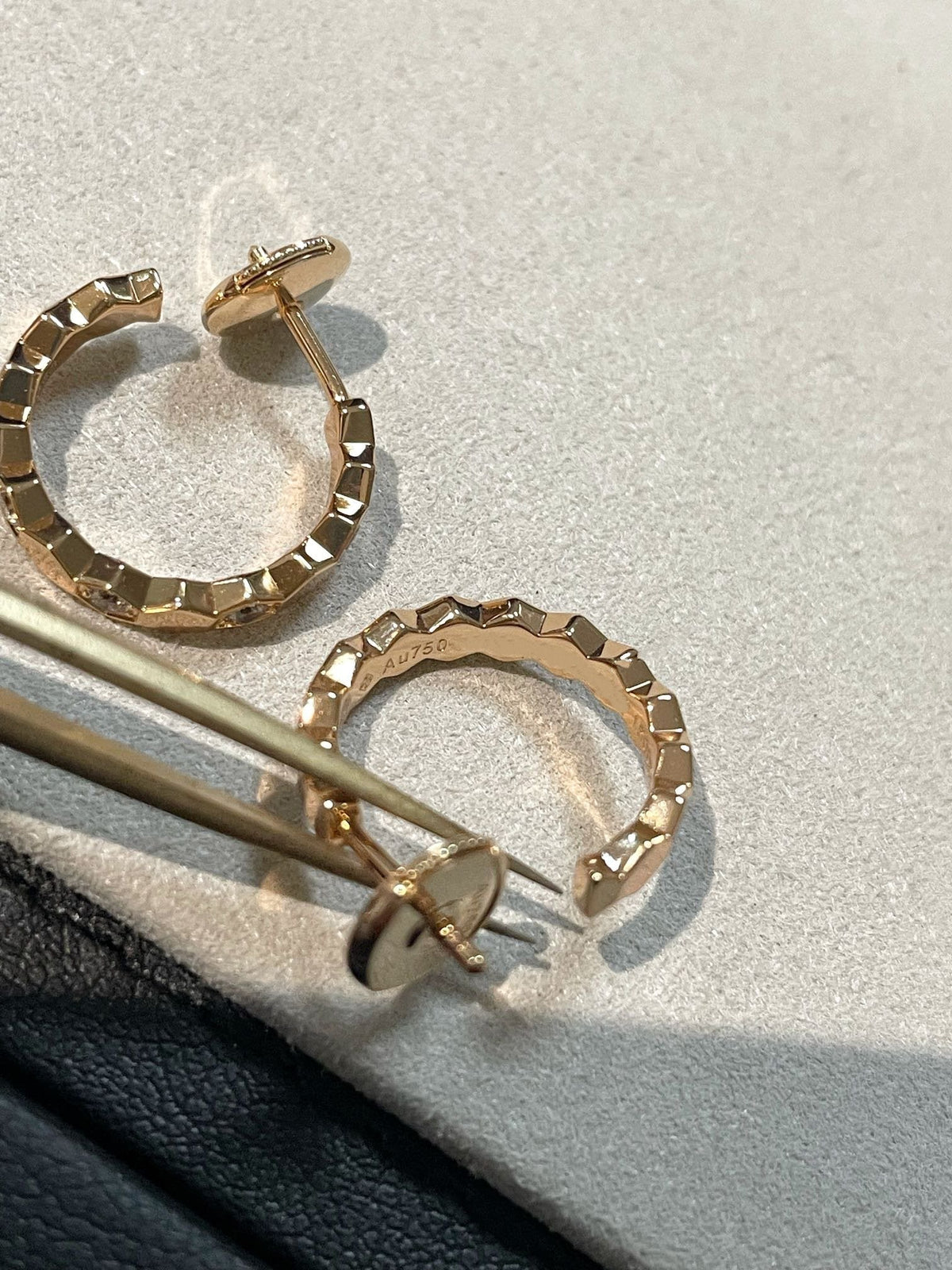 [⭐Aura ]BEE LOVE Earrings GOLD DIAMOND
