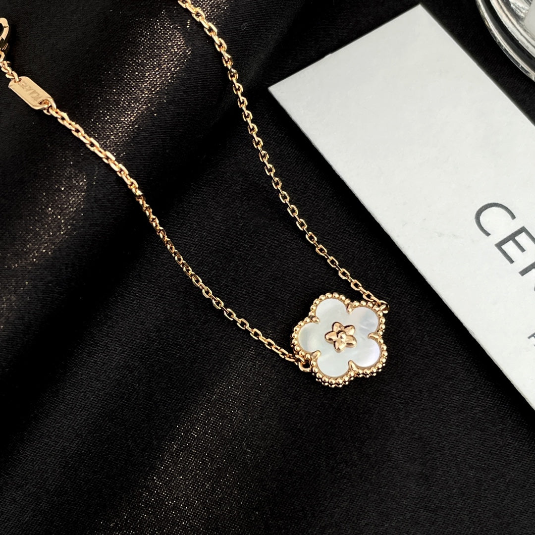 Aura LUCKY SPRING ROSE GOLD MOP BRACELET