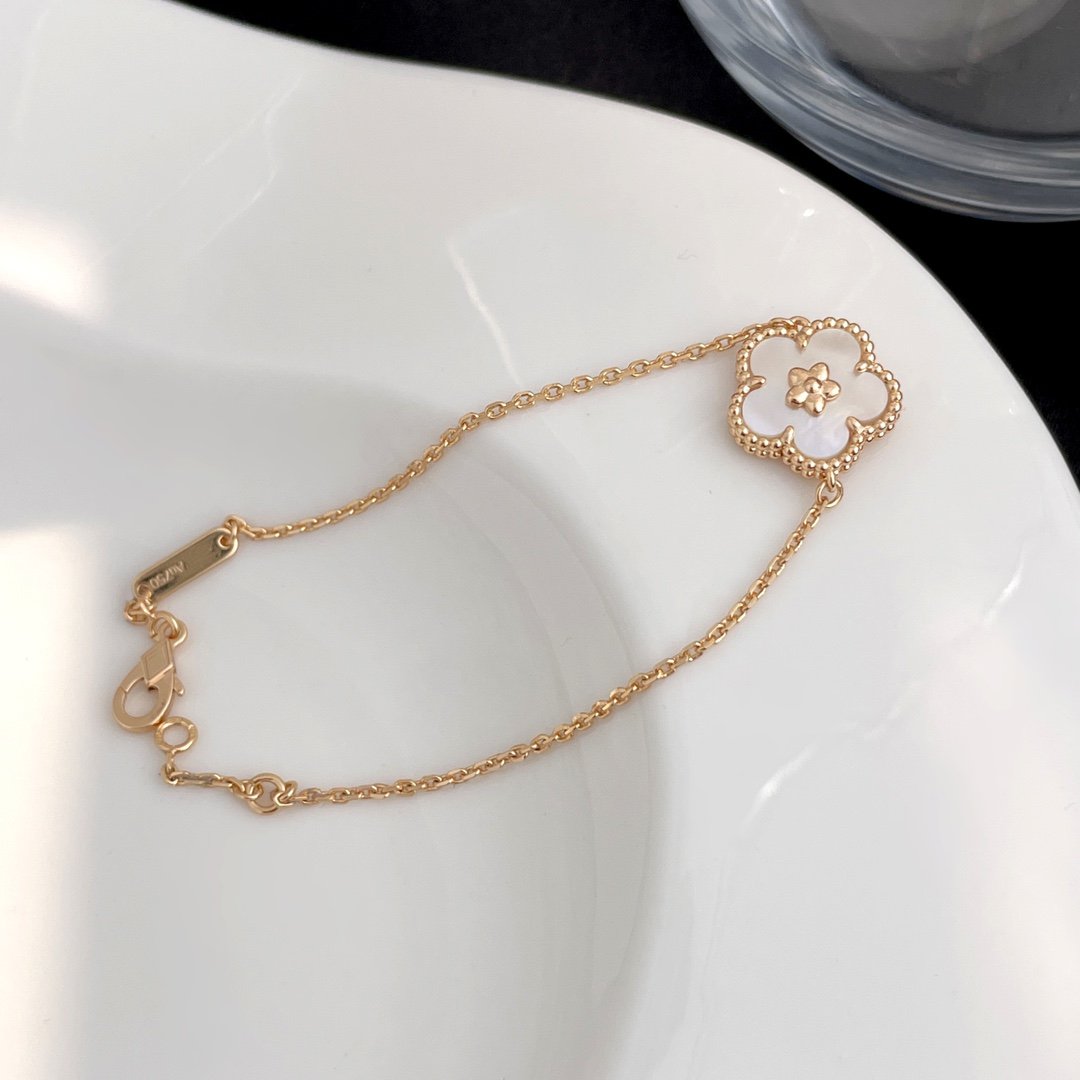 Aura LUCKY SPRING ROSE GOLD MOP BRACELET