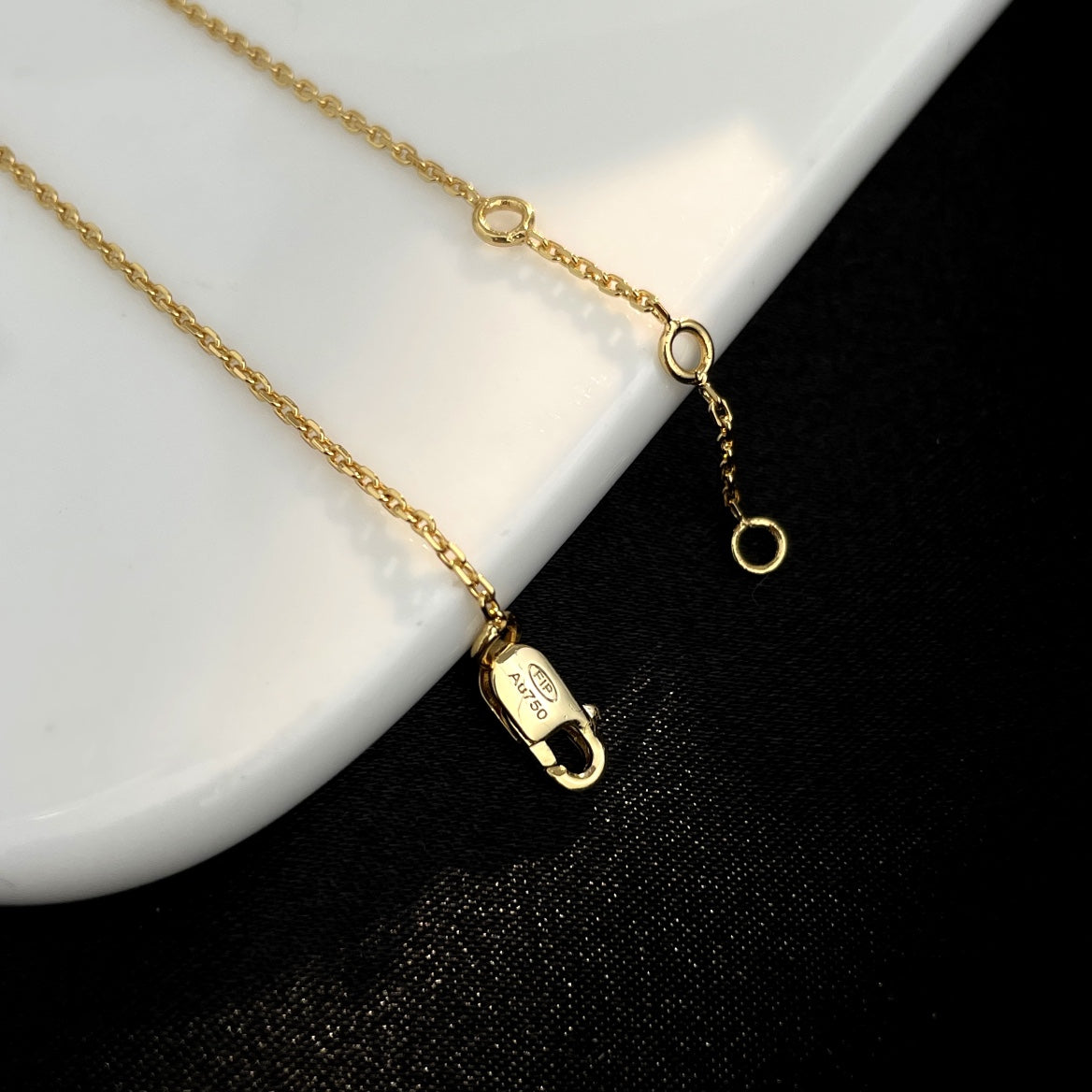 Aura FORCE 10 SMALL CHAIN BRACELET