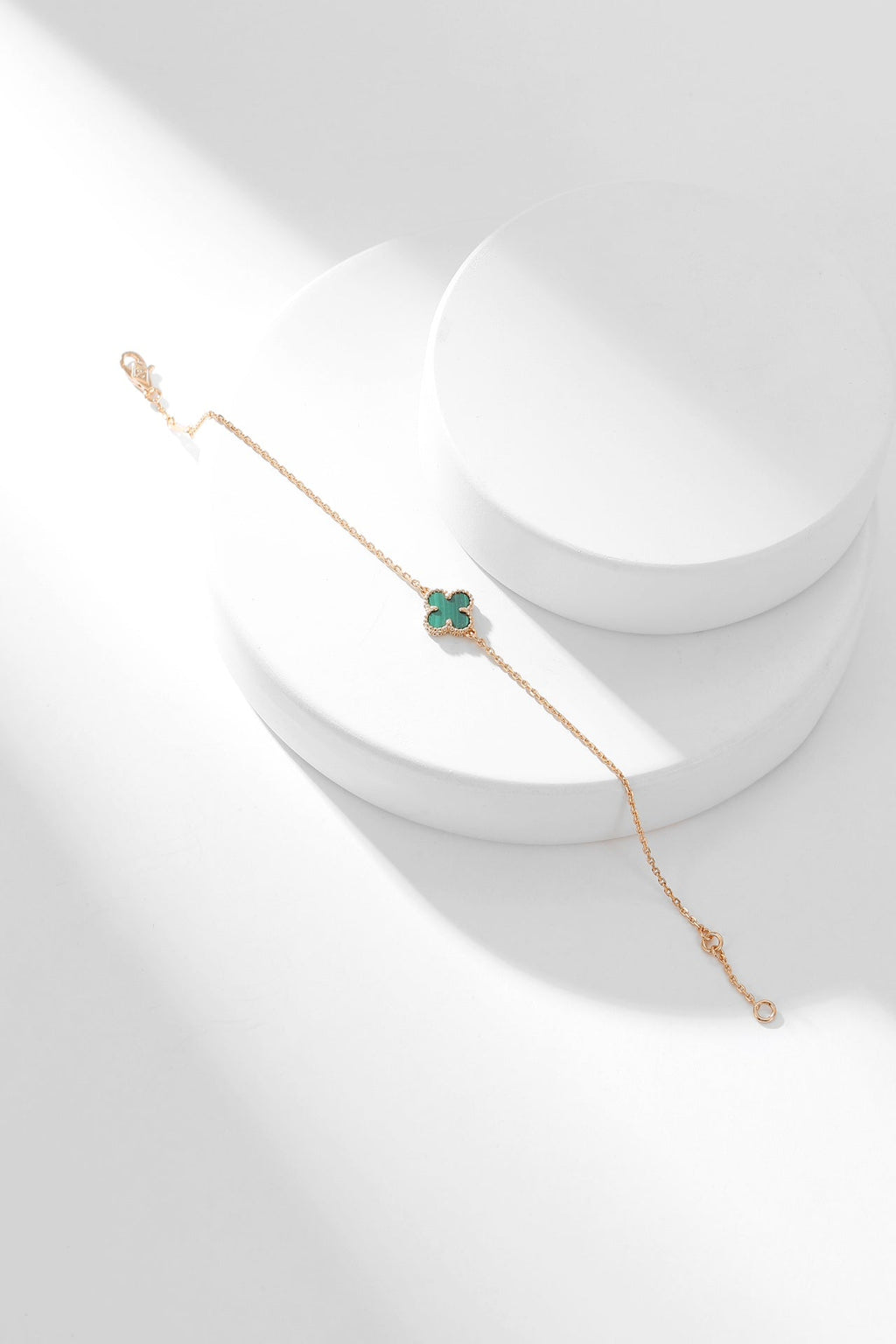 Aura CLOVER BRACELET MALACHITE 1 MOTIF