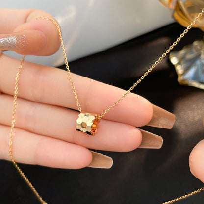 [⭐Aura ]BEE MINI NECKLACE
