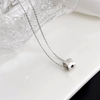 [⭐Aura ]BEE MINI NECKLACE