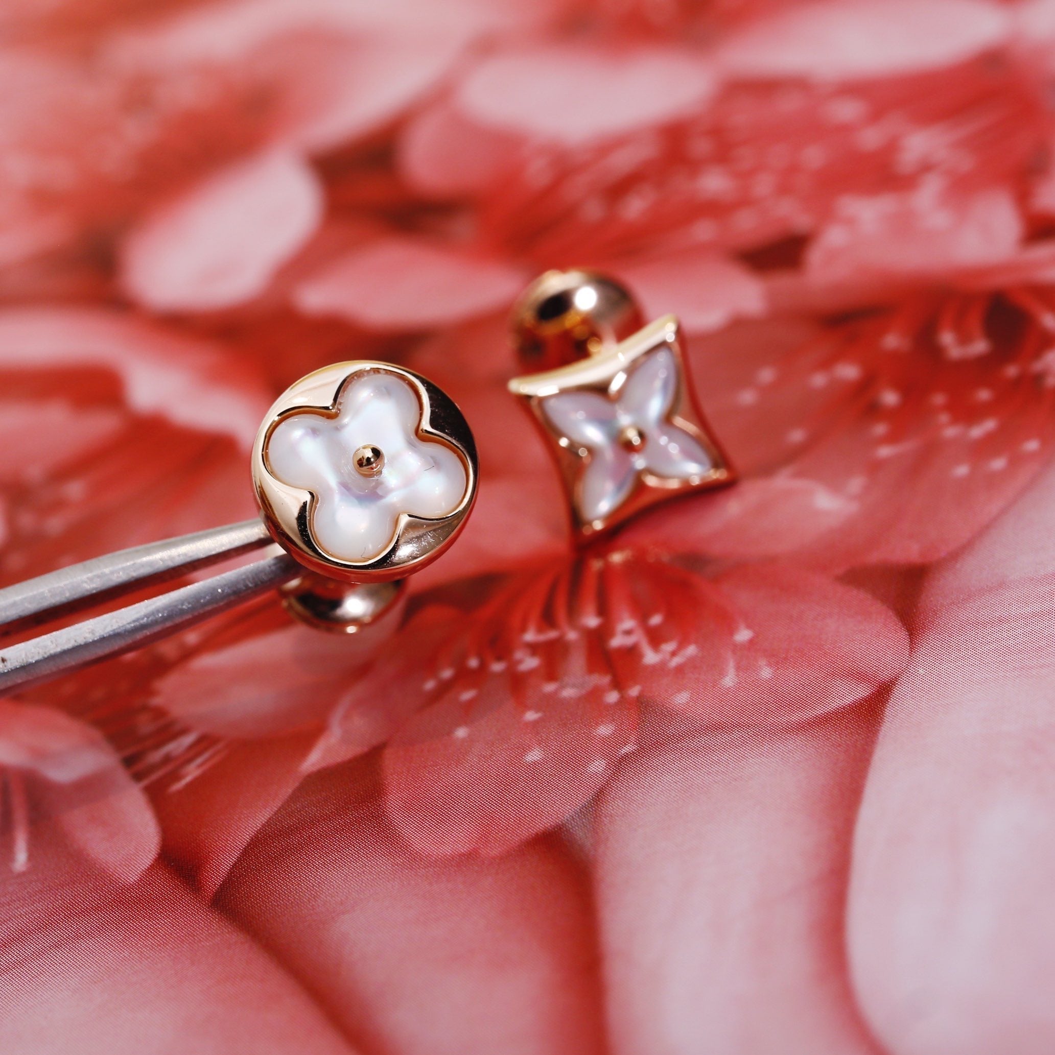 Aura STAR AND SUN PINK GOLD MOP STUD EARRINGS