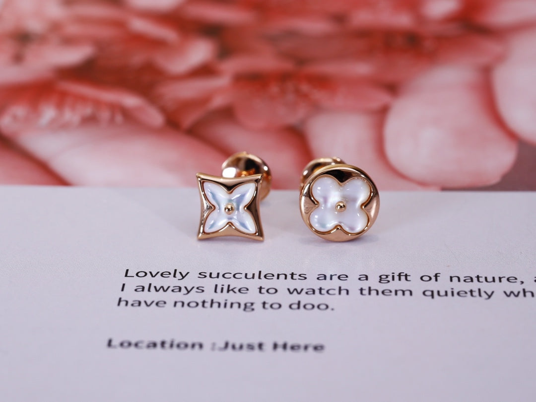 Aura STAR AND SUN PINK GOLD MOP STUD EARRINGS