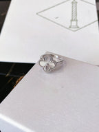 Aura CLOVER SILVER RING