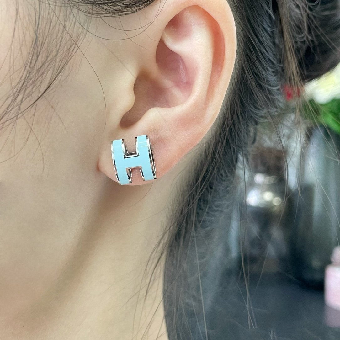 Aura POP H SKY BLUE STUD EARRINGS