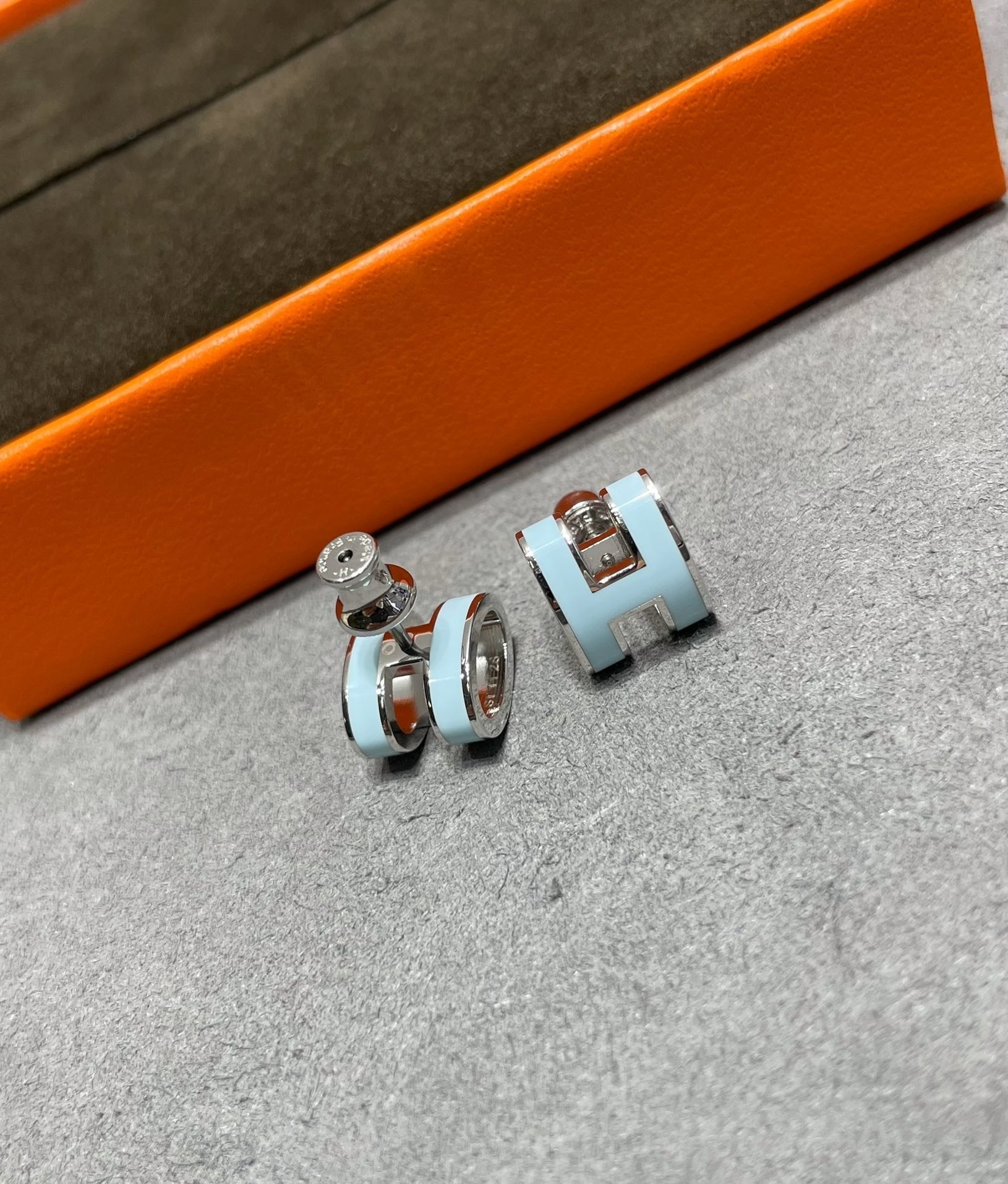 Aura POP H SKY BLUE STUD EARRINGS