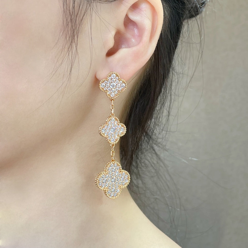 Aura CLOVER 3 MOTIFS DIAMOND PAVED ROSE GOLD EARRINGS