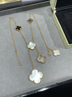 Aura CLOVER 6 MOTIF MOP ONYX GOLD NECKLACE