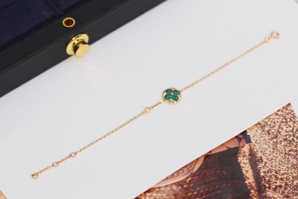 Aura STAR AND SUN 4 MOTIF PINK GOLD MALACHITE BRACELET