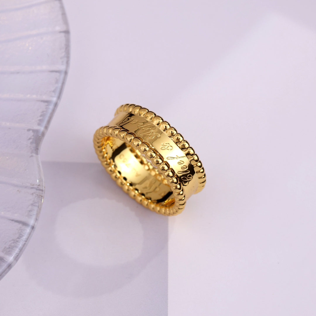 Aura PERLEE SIGNATURE RING
