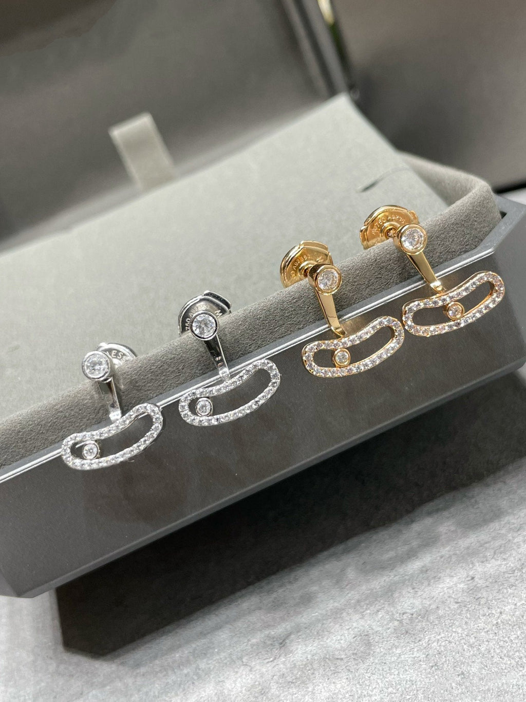 [Aura ] MOVE UNO PINK GOLD DIAMOND EARRINGS