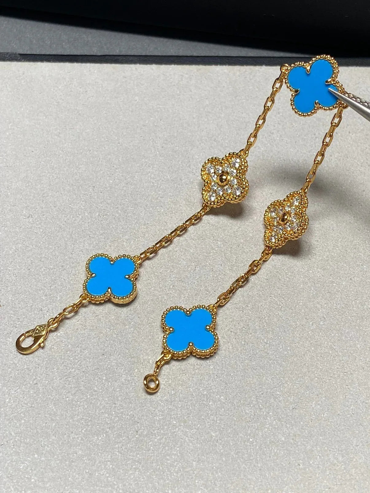 [Aura ]New CLOVER 5 MOTIF BLUE AGATE BRACELET COLLECTION