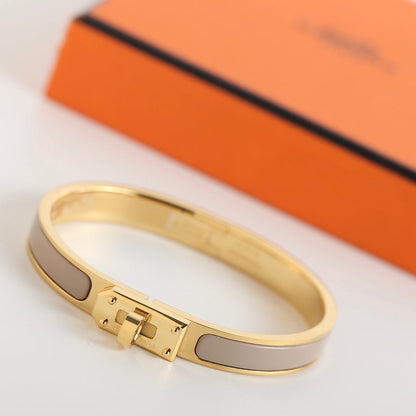 [⭐Aura ]HM KELLY GREY BRACELET