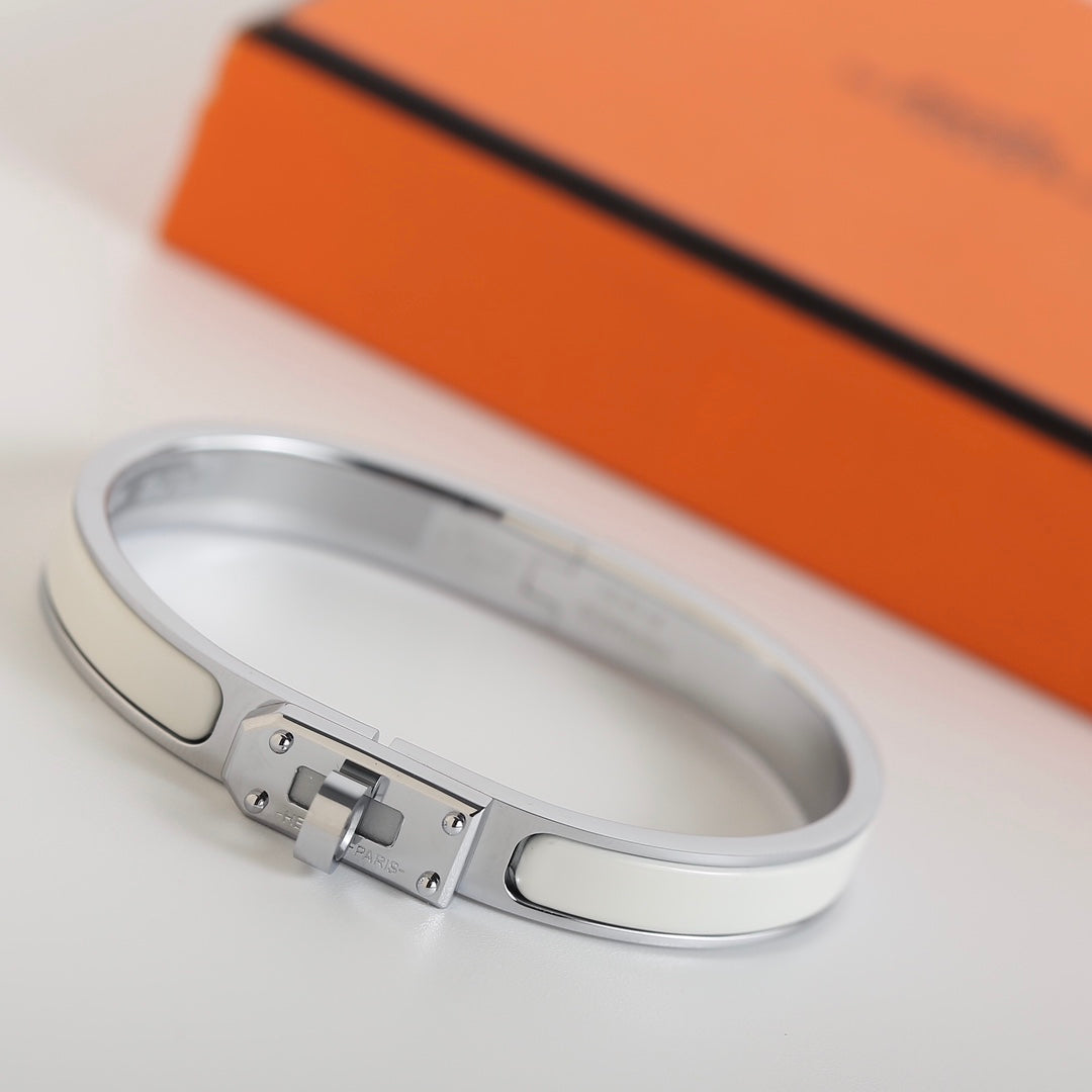 Aura HM KELLY WHITE BRACELET