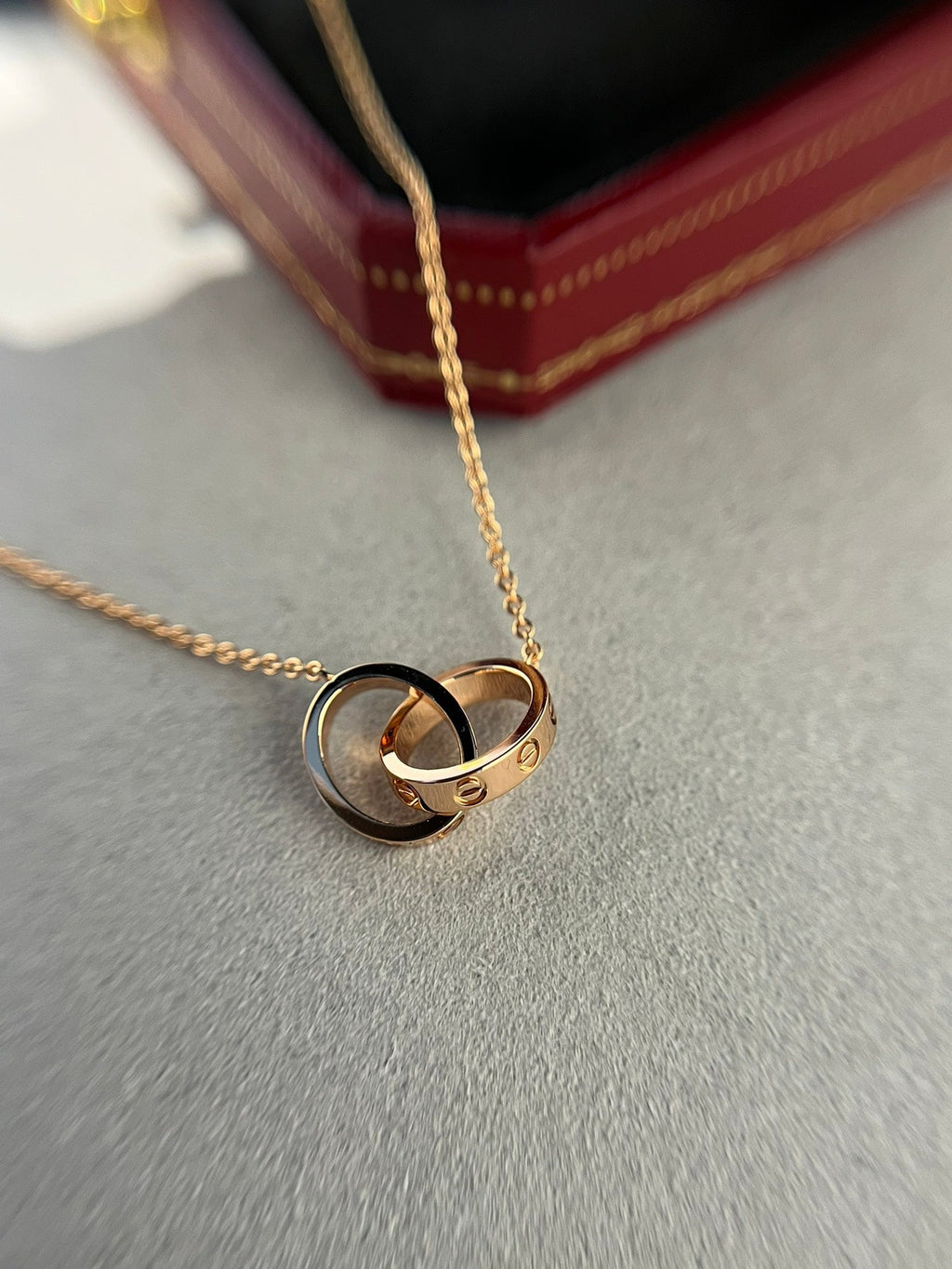 Aura LOVE NECKLACE DOUBLE RING PINK GOLD