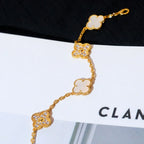[Aura ]New CLOVER WHITE PEARL MOP 5 MOTIF BRACELET COLLECTION