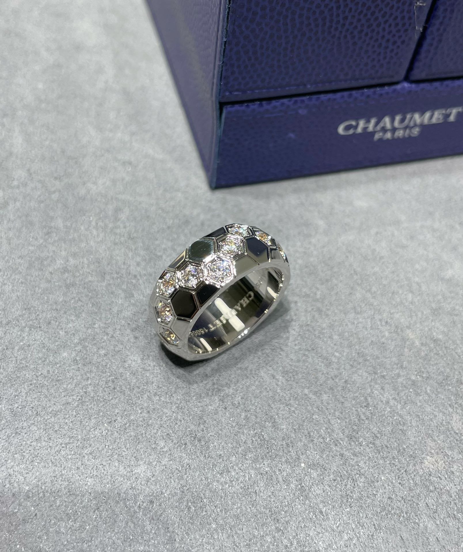Aura BEE LOVE DIAMOND LARGE RING