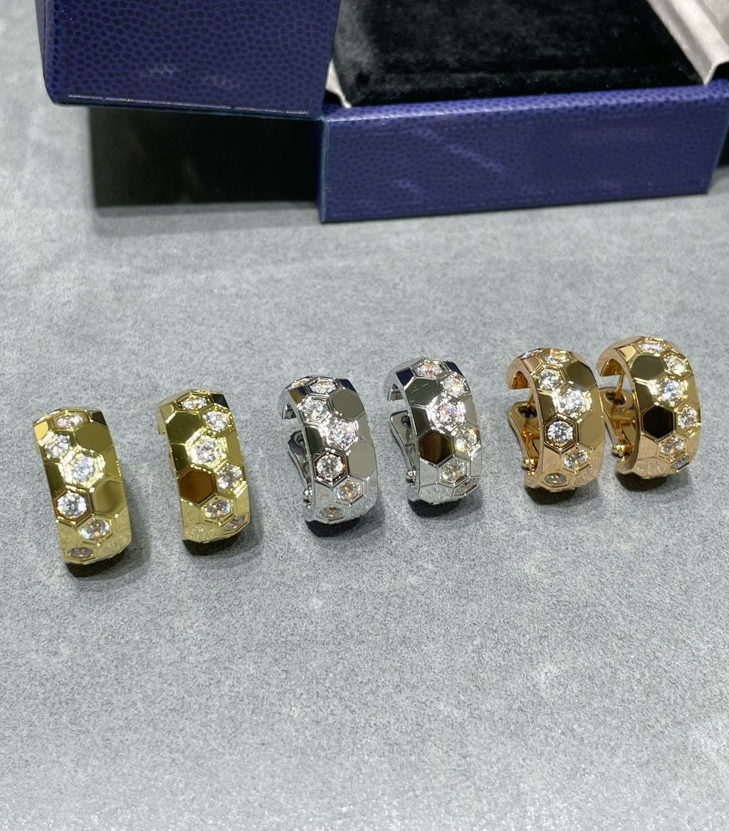 Aura BEE LOVE DIAMOND HOOP EARRINGS