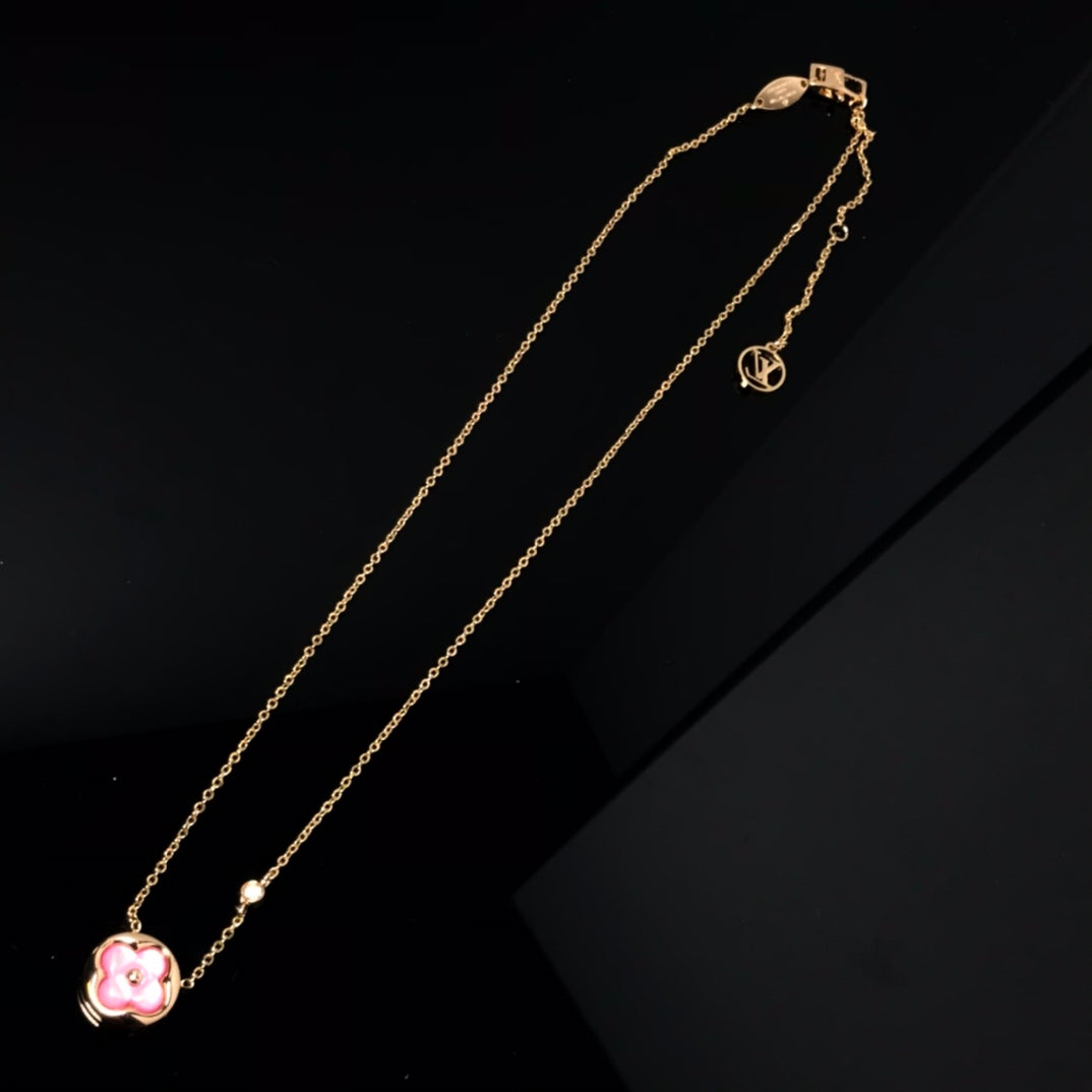 Aura COLOR BLOSSOM PINK MOP SUN GOLD NECKLACE
