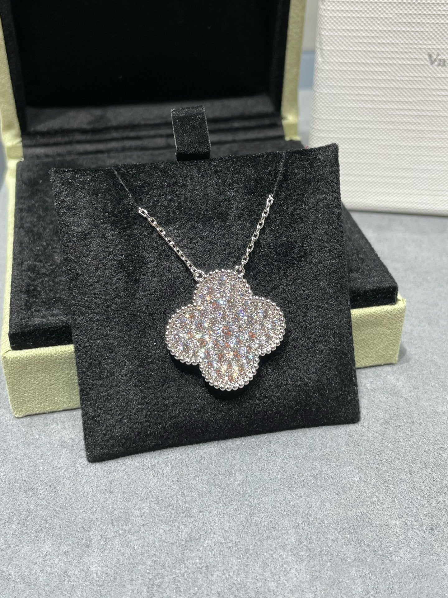 Aura CLOVER 25MM LARGE PENDANT DIAMOND PAVED SILVER NECKLACE