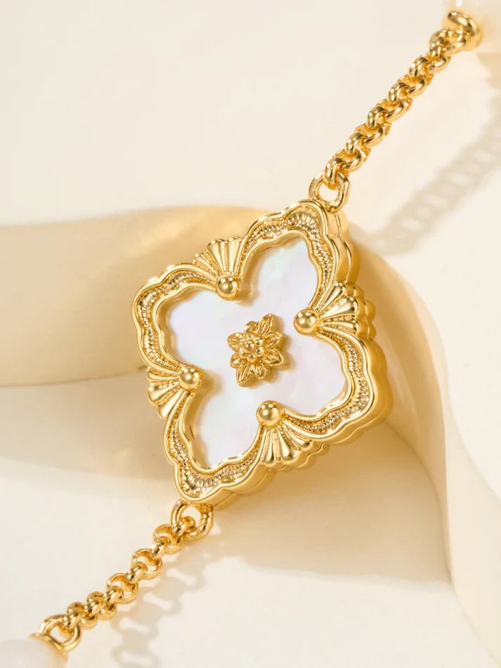 [Aura]B.C.L ENAMELED Three-Flower Bracelet£¨Trumpet)